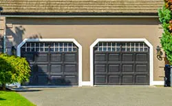 United Garage Doors Redmond, WA 425-372-7984 United Garage Doors Redmond, WA 425-372-7984